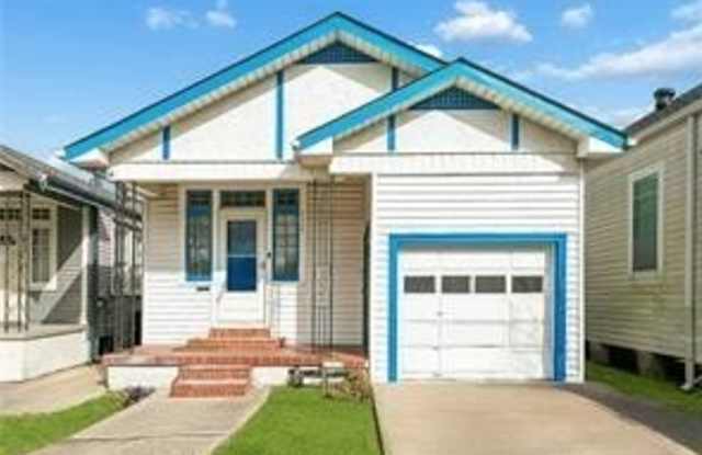 2423 UPPERLINE Street photos photos