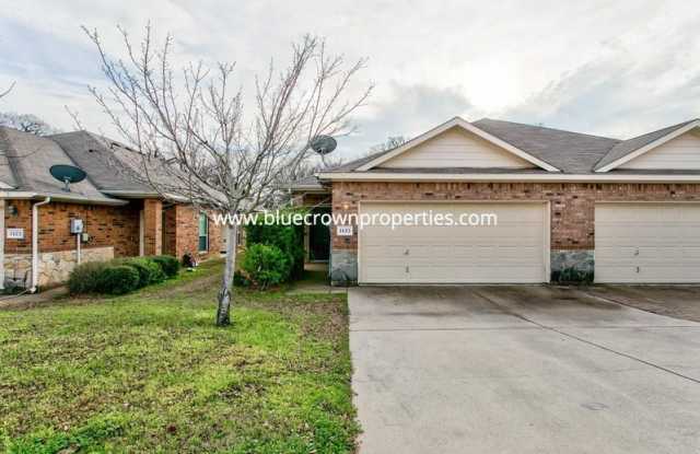 1425 Piedmont Dr - 1425 Piedmont Drive, Mansfield, TX 76063