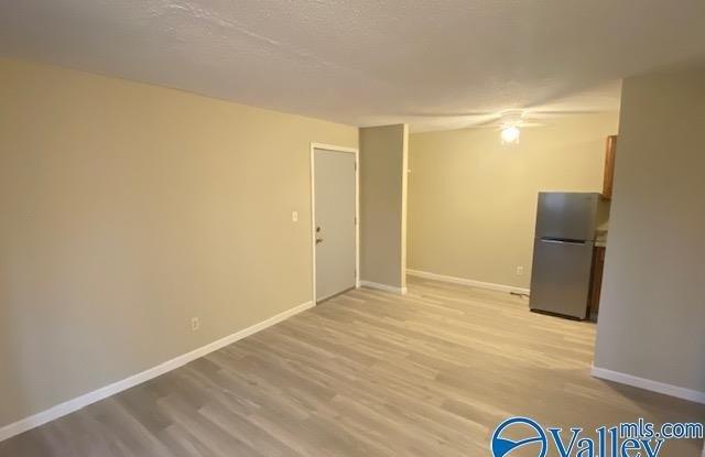 2950 Hood Road Gallery 3