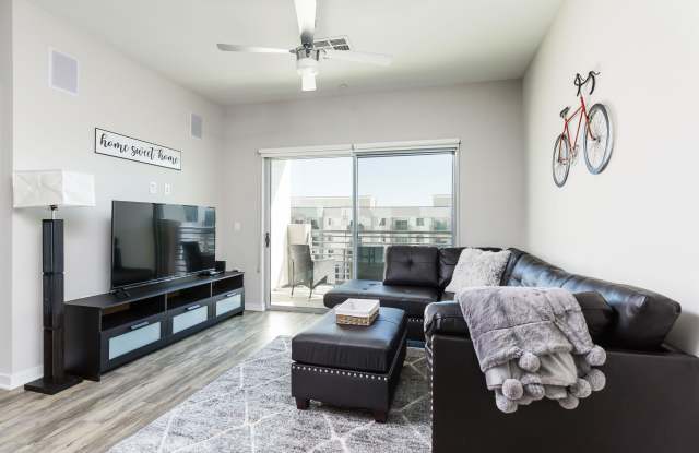 200 East Thomas RoadUnit 401 - 200 East Thomas Road, Phoenix, AZ 85012