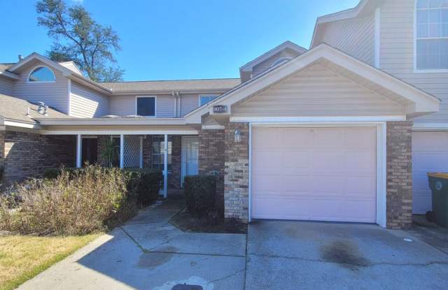 907 Piedmont Place Unit 4 Fort Walton Beach, FL 32547 MOVE IN SPECIAL!! Waived $350 Cleaning Fee!!!!! photos photos