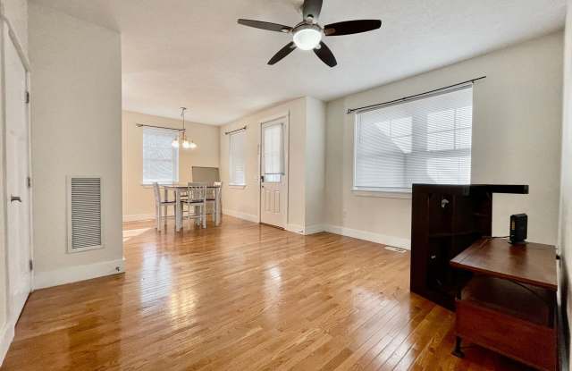 Four Bedroom Home in Eastown GR - 327 Freyling Place Southeast, Grand Rapids, MI 49506