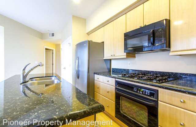 2500 Cherry Creek S Dr #407 Gallery 3