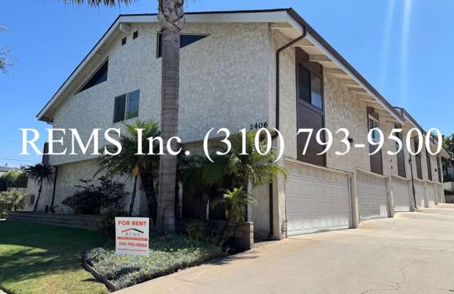 Refurbished Townhome with Laundry Hookups and Garage parking photos photos