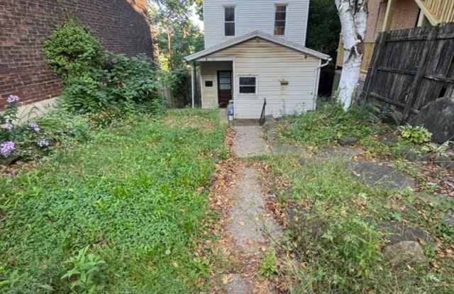 Comfortable 4BR Home in Braddock, Section 8 Considered!! photos photos