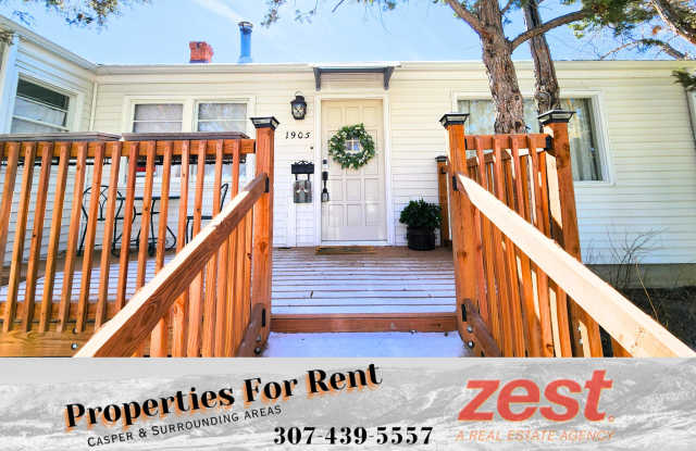 1905 East 3rd Street photos photos