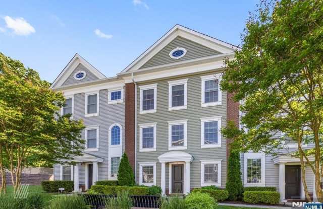 16 Roosevelt Drive photos photos