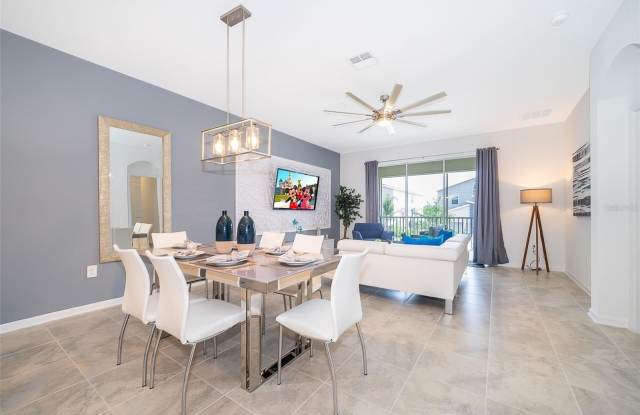 8861 CABOT CLIFFS Drive Gallery 2