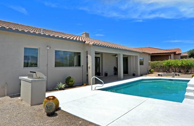 12866 N High Hawk Drive Gallery 4