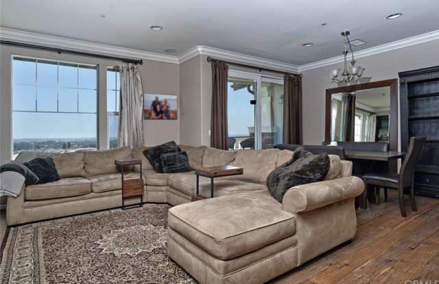 18642 CLUBHOUSE Drive Gallery 2
