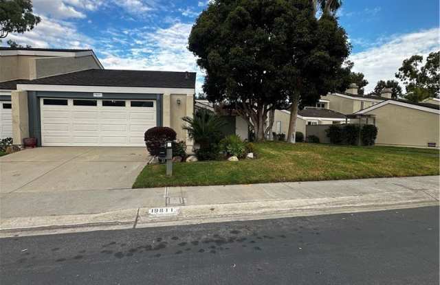 19811 Deep Harbor - 19811 Deep Harbor Drive, Huntington Beach, CA 92648
