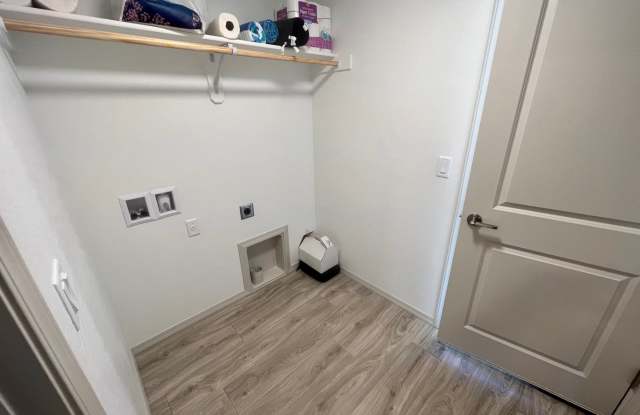3668 Ford Drive Gallery 2