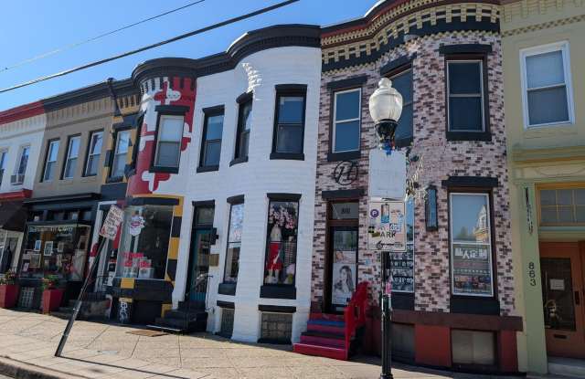 861 W 36TH Street W Gallery 3