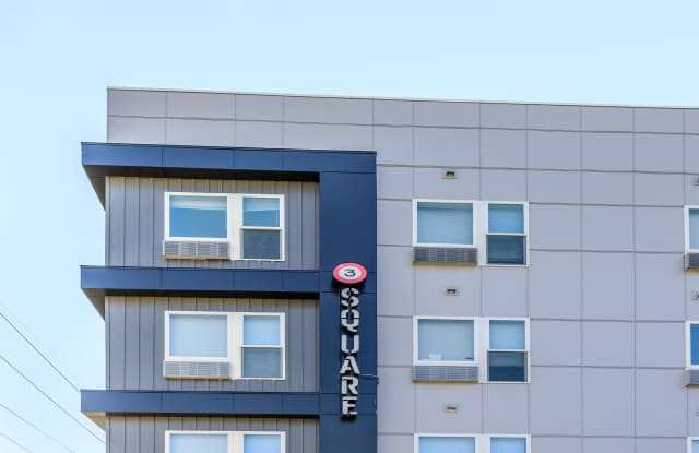 3 Square Apartments Gallery 3