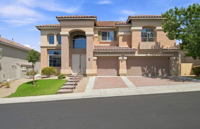 MOVE-IN READY 2-STORY 5-BEDROOM HOME IN GATED COMMUNITY IN SEVEN HILLS - HENDERSON! Gallery 3
