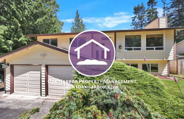 4 Bed 3 Bath - Partial View - Pet Friendly - Cap Sante Marina Location - NAS Whidbey Gallery 1