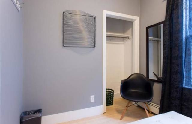 184 Green St Gallery 2