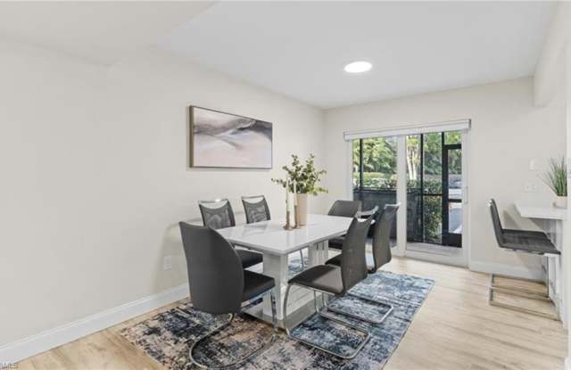 788 Park Shore Dr Gallery 3