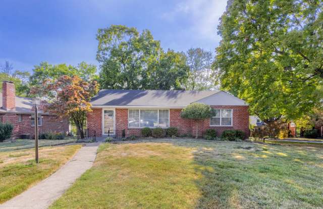 569 Mapleview Dr photos photos