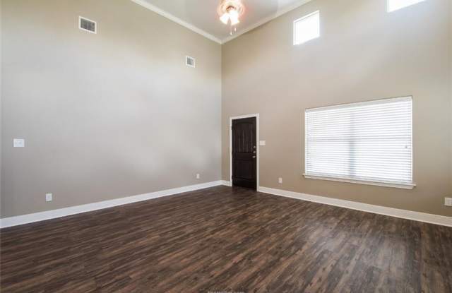 403 Fairway Gallery 4