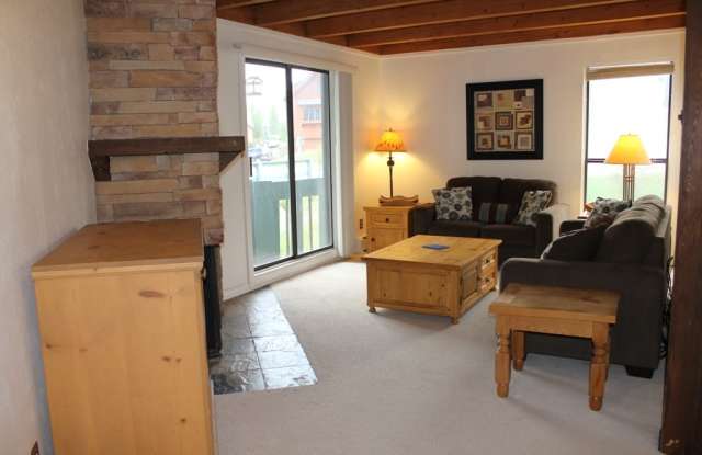 Quaint 1 Bedroom/1 Bath Unit in Wildernest-Wifi, Clubhouse Utilities included photos photos