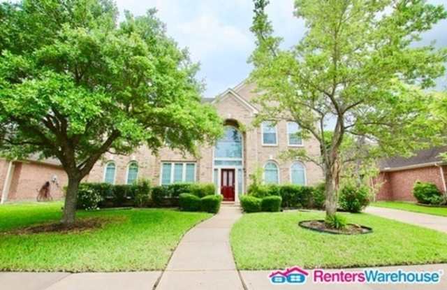 1610 Thunder Lake Lane - 1610 Thunder Lake Ln, Sugar Land, TX 77498