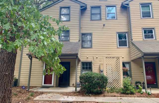 1 Bed | 1 Bath Condo Near Glenwood - Water Included! - 203 Autumn Chase Drive, Raleigh, NC 27613