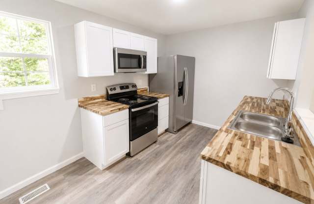 Luxury is Built-In. Not Tacked On, With this Large Duplex. photos photos