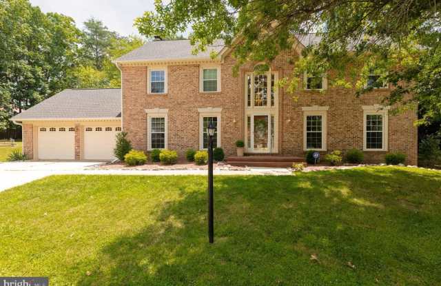 8801 SOUTHLEA CT - 8801 Southlea Court, Mantua, VA 22031