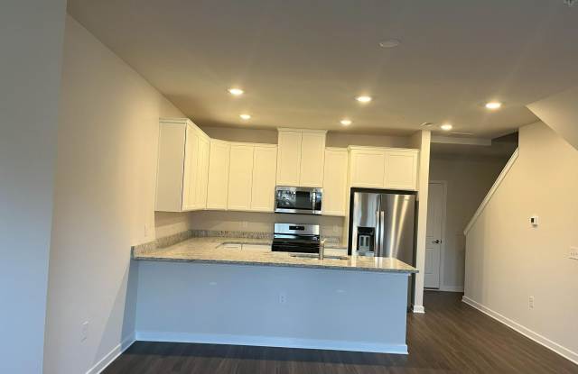 777 PLATINUM Drive photos photos