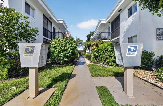 14881 WEDGEFIELD Drive Gallery 1