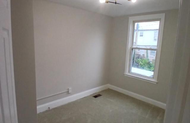 3323 ELMLEY Avenue Gallery 4