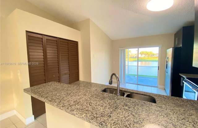 611 NW 208TH CIR PEMBROKE PINES, FL 33029 photos photos