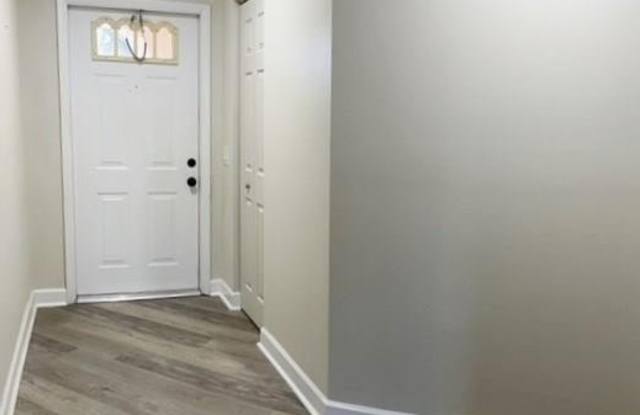 1370 COTTONWOOD Circle Gallery 3