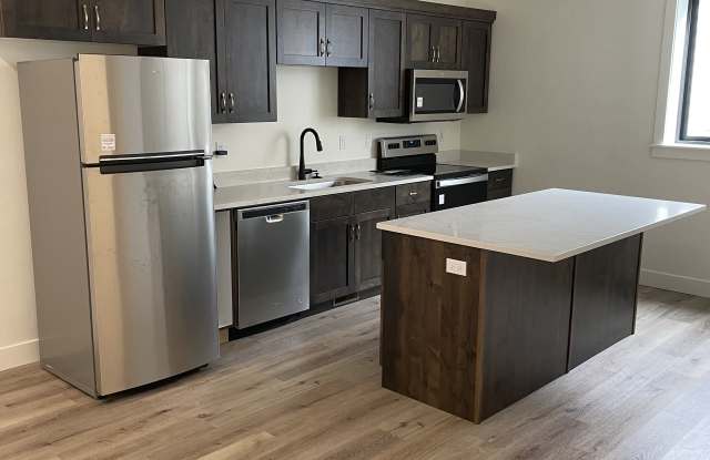 675 South 400 East - 675 South 400 East, Hyrum, UT 84319