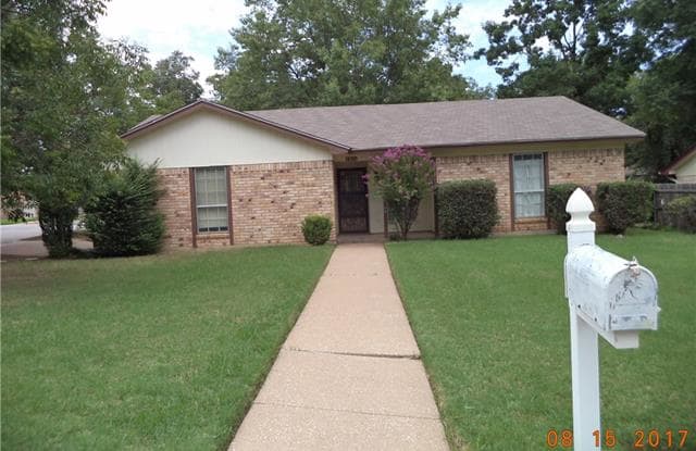 7301 Hyde Court - 7301 Hyde Court, Fort Worth, TX 76112