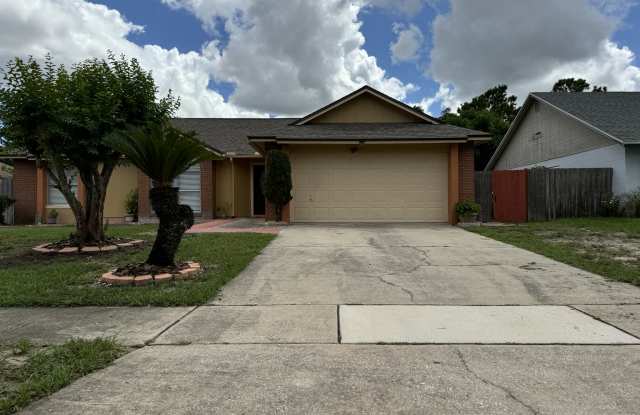 135 Red Rose Circle - 135 Red Rose Circle, Orange County, FL 32835