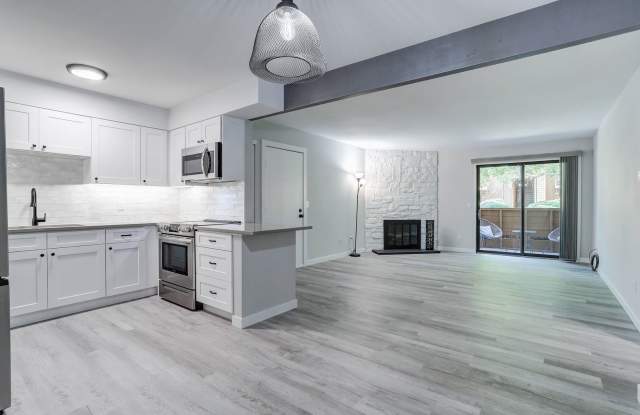 Evolve Real Estate: Like New, Completely Remodeled Large 1 Bedroom with Assigned Parking! photos photos Evolve Real Estate: Like New, Completely Remodeled Large 1 Bedroom with Assigned Parking! photos photos