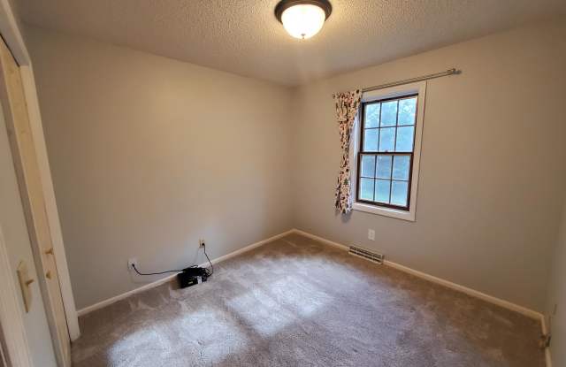 4247 Oakmede Lane - 1 Gallery 4