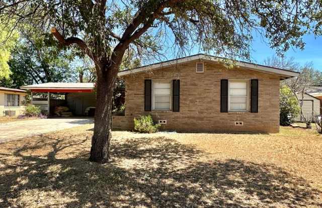 COMING AVAILABLE IN JULY - 3 Bedroom Home in College Hills!! photos photos