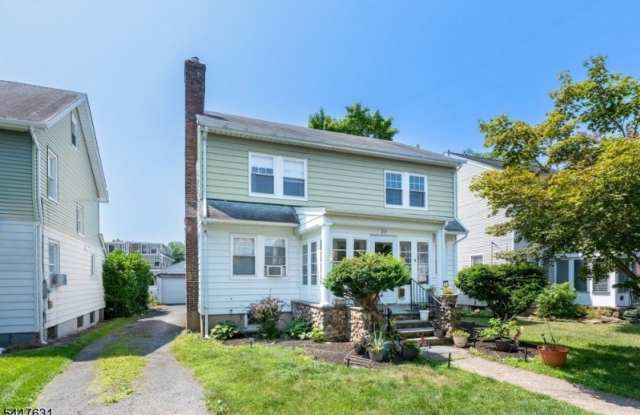 22 Meeker Pl- Unit A Gallery 1