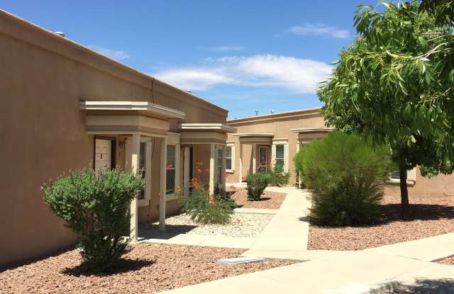 Crossroads Valley Apartments photos photos