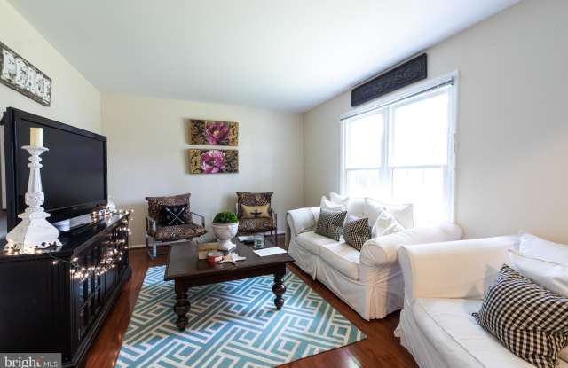 2527 LINDLEY TERRACE - 2527 Lindley Terrace, Rockville, MD 20850
