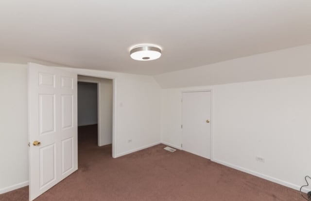 1809 West 21st Place Gallery 4