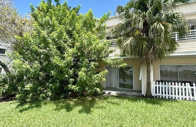 3469 NW 44th St photos photos
