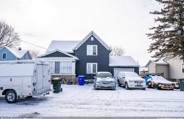 211 Oak St photos photos