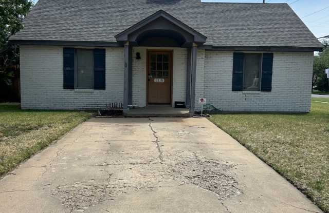 Furnished one bedroom - 1319 South Travis Street, Amarillo, TX 79102