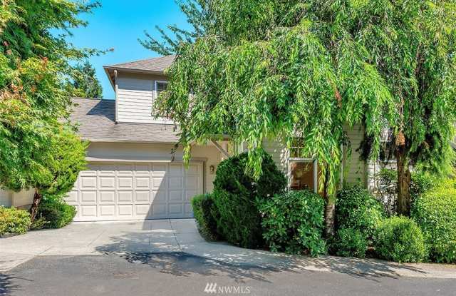 9820 Northeast 130th Place Gallery 3