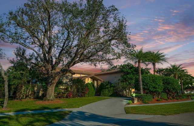 15835 Meadow Wood Drive Gallery 3