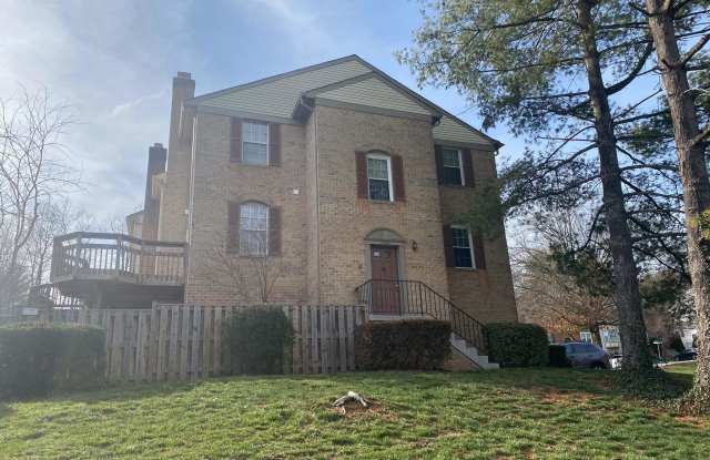 7701 SOLOMON SEAL DRIVE - 7701 Solomon Seal Drive, West Springfield, VA 22152